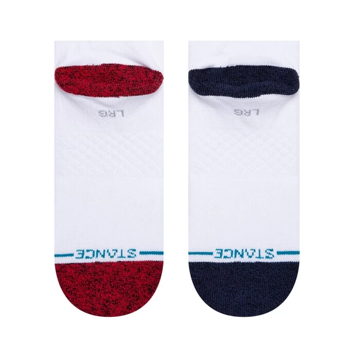 Stance Deboss Crew Socks In White 5 Stance Deboss Crew Socks In White - Image 3